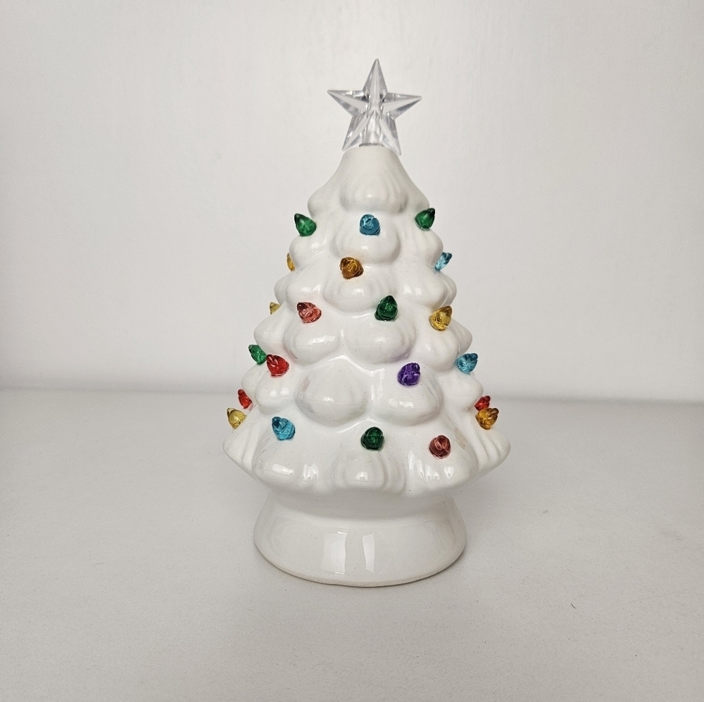 Mr Christmas ceramic light up tree